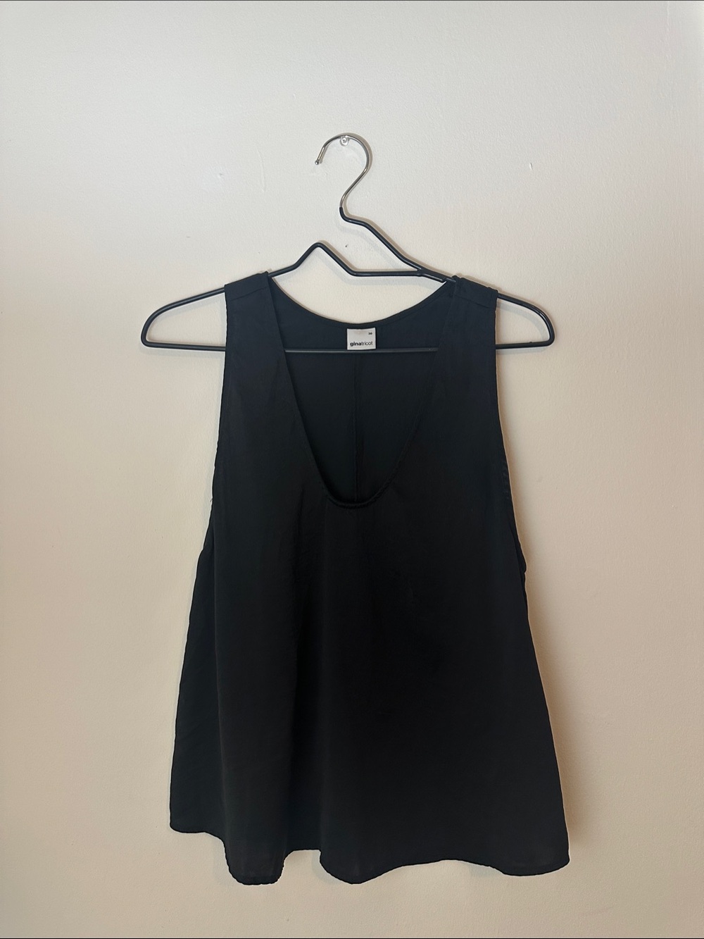 Black Sleeveless V-Neck Tank Top